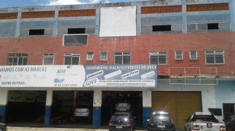 IMÓVEL COMERCIAL EM ITATIAIA - TERRENO COM ÁREA APROXIMADA DE 1.000m², com frente para faixa de domínio da RODOVIA PRESIDENTE DUTRA - um prédio com 03 andares